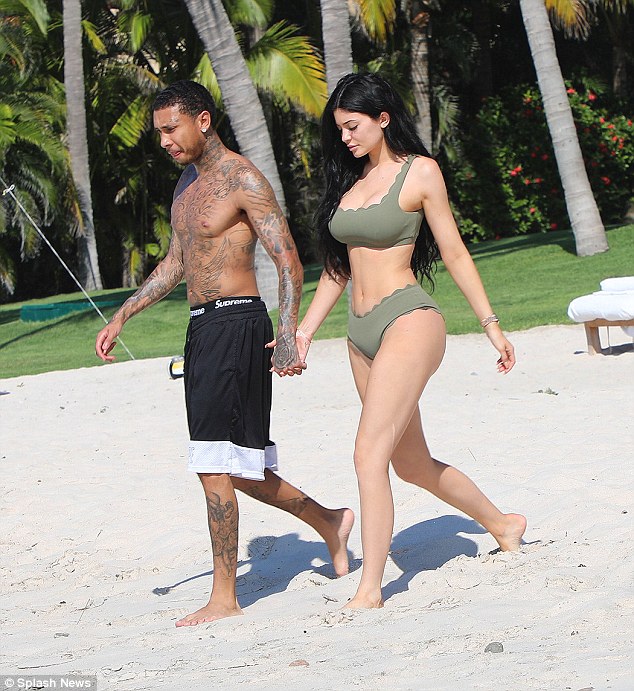 PDA in paradise! Kylie Jenner and Tyga get affectionate on Mexican vacation