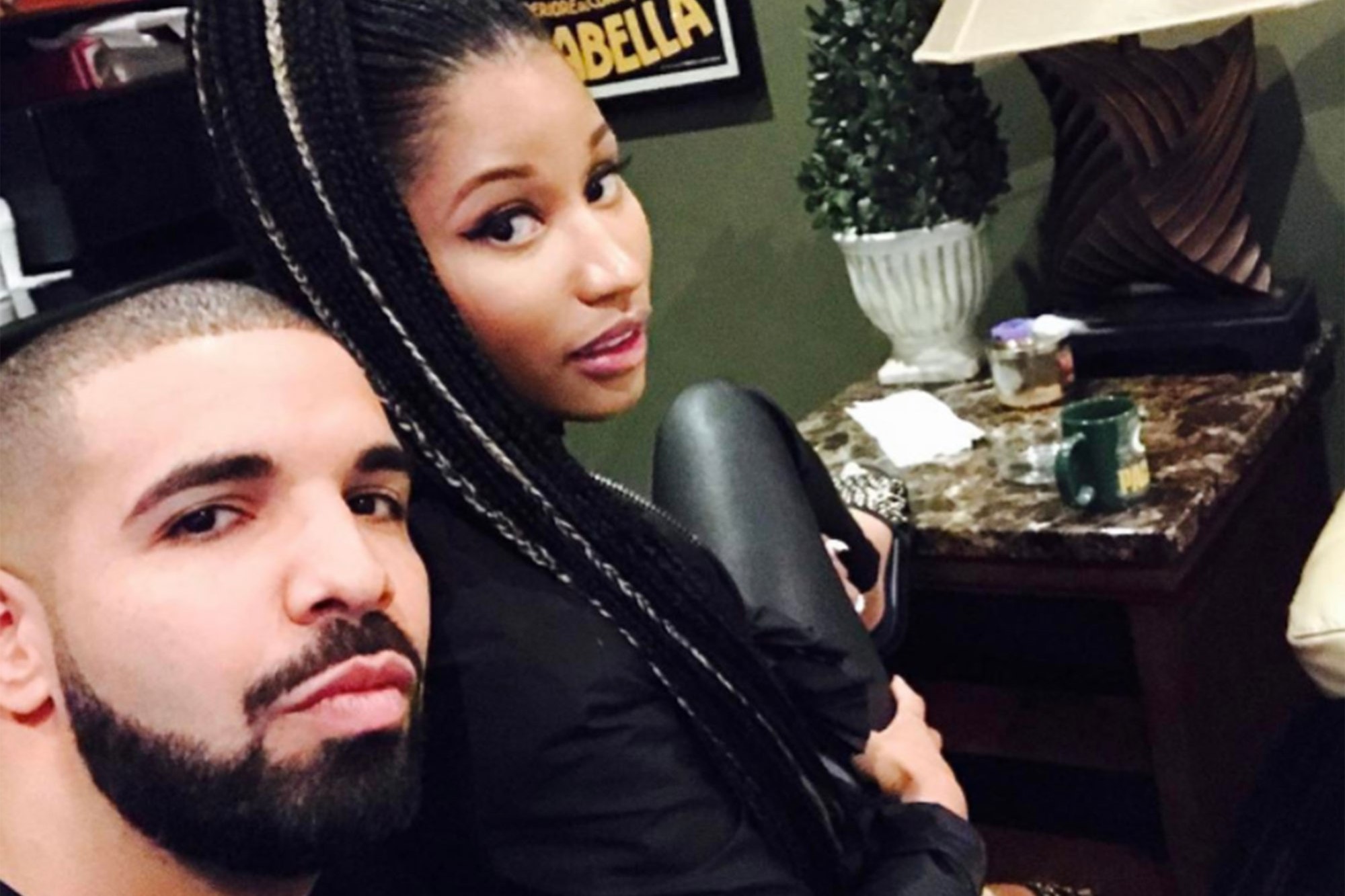 Nicki Minaj REUNITES with Drake & Lil Wayne after Meek Mill Split