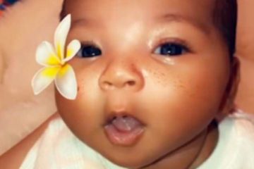 Khloe Kardashian posts video of baby True with pretty filter