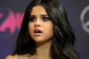 Selena Gomez REACTS to Justin Bieber’s WEDDING with Hailey Baldwin