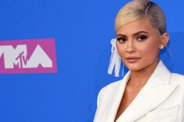 Why Did Kylie Jenner walk the Red Carpet without Travis Scott?!