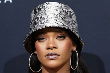 Rihanna turned down Super Bowl for this Reason & Twitter is divided
